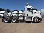 Used 2020 Freightliner Cascadia Detroit DD13 Semi Truck for sale #344434 - photo 8