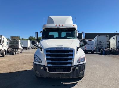 Used 2020 Freightliner Cascadia Detroit DD13 Semi Truck for sale #344438 - photo 2