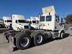 Used 2020 Freightliner Cascadia Detroit DD13 Semi Truck for sale #344443 - photo 7