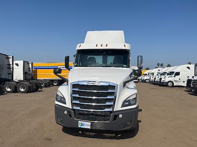 Used 2020 Freightliner Cascadia Detroit DD13 Semi Truck for sale #344458 - photo 2