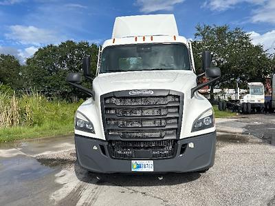 Used 2021 Freightliner Cascadia Detroit DD13 Semi Truck for sale #344727 - photo 2