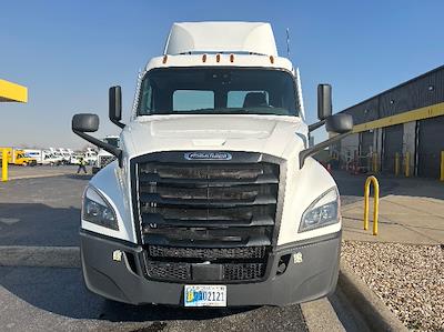 Used 2021 Freightliner Cascadia - photo 1