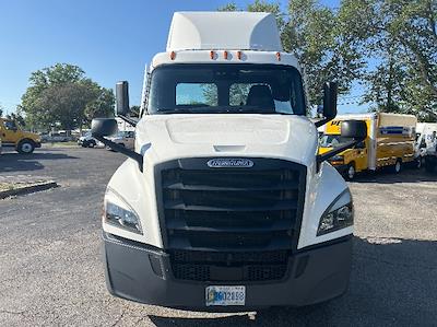 Used 2021 Freightliner Cascadia Detroit DD13 Semi Truck for sale #344792 - photo 2