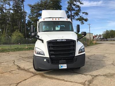 Used 2021 Freightliner Cascadia Detroit DD13 Semi Truck for sale #344795 - photo 2