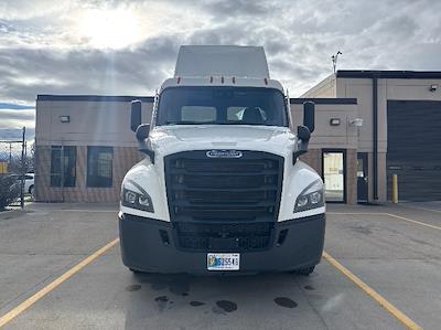 Used 2021 Freightliner Cascadia Detroit DD13 Semi Truck for sale #344814 - photo 2