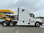 Used 2021 Freightliner Cascadia Detroit DD15AT Semi Truck with Sleeper Cab for sale #344882 - photo 8