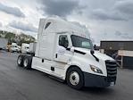 Used 2021 Freightliner Cascadia Detroit DD15AT Semi Truck with Sleeper Cab for sale #344891 - photo 1