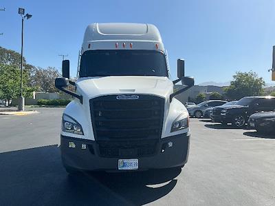 Used 2021 Freightliner Cascadia Detroit DD15AT Semi Truck with Sleeper Cab for sale #344894 - photo 2