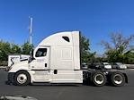 Used 2021 Freightliner Cascadia Detroit DD15AT Semi Truck with Sleeper Cab for sale #344894 - photo 4