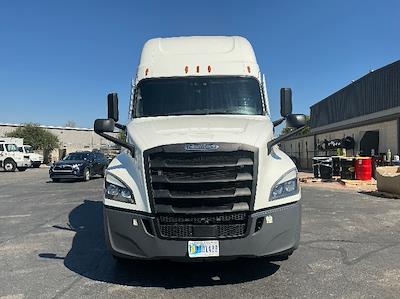 Used 2021 Freightliner Cascadia Detroit DD15AT Semi Truck with Sleeper Cab for sale #344904 - photo 2
