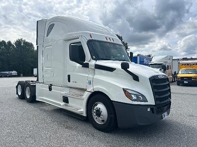 Used 2021 Freightliner Cascadia Detroit DD15AT Semi Truck with Sleeper Cab for sale #344934 - photo 1
