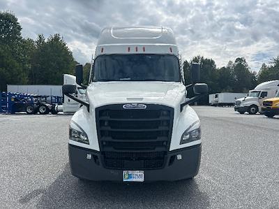 Used 2021 Freightliner Cascadia Detroit DD15AT Semi Truck with Sleeper Cab for sale #344934 - photo 2