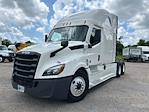 Used 2021 Freightliner Cascadia Detroit DD15AT Semi Truck with Sleeper Cab for sale #344936 - photo 3