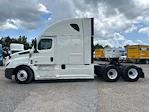 Used 2021 Freightliner Cascadia Detroit DD15AT Semi Truck with Sleeper Cab for sale #344936 - photo 4