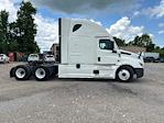 Used 2021 Freightliner Cascadia Detroit DD15AT Semi Truck with Sleeper Cab for sale #344936 - photo 8