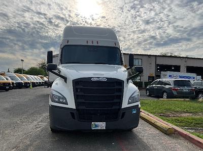 Used 2021 Freightliner Cascadia Detroit DD15AT Semi Truck with Sleeper Cab for sale #344942 - photo 2