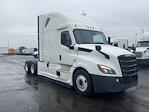 Used 2021 Freightliner Cascadia Detroit DD15AT Semi Truck with Sleeper Cab for sale #344952 - photo 1