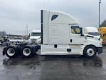Used 2021 Freightliner Cascadia Detroit DD15AT Semi Truck with Sleeper Cab for sale #344952 - photo 8
