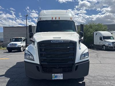 Used 2021 Freightliner Cascadia Detroit DD15AT Semi Truck with Sleeper Cab for sale #344958 - photo 2
