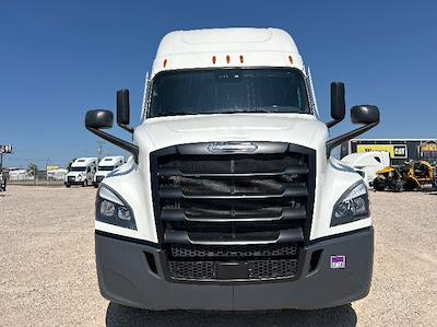 Used 2021 Freightliner Cascadia Detroit DD15AT Semi Truck with Sleeper Cab for sale #344964 - photo 2