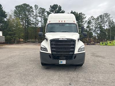 Used 2021 Freightliner Cascadia Detroit DD15AT Semi Truck with Sleeper Cab for sale #344970 - photo 2