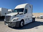 Used 2021 Freightliner Cascadia Detroit DD15AT Semi Truck with Sleeper Cab for sale #345134 - photo 3
