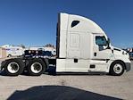 Used 2021 Freightliner Cascadia Detroit DD15AT Semi Truck with Sleeper Cab for sale #345134 - photo 8