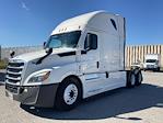 Used 2021 Freightliner Cascadia Detroit DD15AT Semi Truck with Sleeper Cab for sale #345136 - photo 3