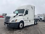 Used 2021 Freightliner Cascadia Detroit DD15AT Semi Truck with Sleeper Cab for sale #345137 - photo 3