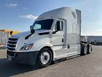 Used 2021 Freightliner Cascadia Detroit DD15AT Semi Truck with Sleeper Cab for sale #345138 - photo 3