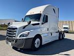 Used 2021 Freightliner Cascadia Detroit DD15AT Semi Truck with Sleeper Cab for sale #345142 - photo 3