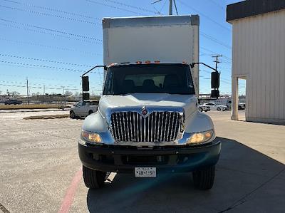 Used 2020 International MV Box Truck with Liftgate for sale #347084 - photo 2