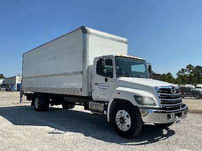 Used 2020 Hino 268A - photo 1