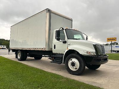 Used 2020 International MV Box Truck with Liftgate for sale #348795 - photo 1