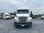 Used 2020 Freightliner Cascadia Detroit DD15AT Semi Truck with Sleeper Cab for sale #348848 - photo 2
