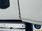 Used 2020 Freightliner Cascadia Detroit DD15AT Semi Truck with Sleeper Cab for sale #348848 - photo 26