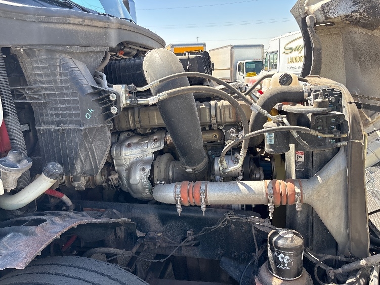 Used 2020 Freightliner Cascadia - photo 22