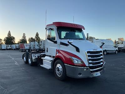Used 2020 Freightliner Cascadia Detroit DD13 Semi Truck for sale #349202 - photo 1