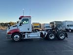 Used 2020 Freightliner Cascadia Detroit DD13 Semi Truck for sale #349202 - photo 4