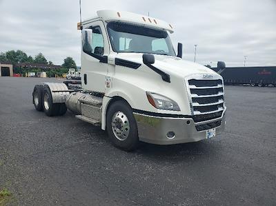 Used 2020 Freightliner Cascadia Detroit DD15AT Semi Truck for sale #349239 - photo 1