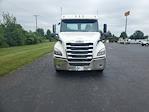 Used 2020 Freightliner Cascadia Detroit DD15AT Semi Truck for sale #349239 - photo 2
