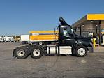 Used 2020 Freightliner Cascadia Detroit DD13 Semi Truck for sale #349243 - photo 8