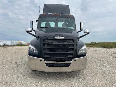Used 2020 Freightliner Cascadia Detroit DD13 Semi Truck for sale #349245 - photo 2