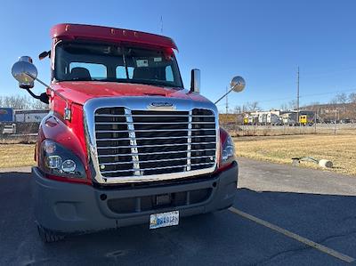 Used 2020 Freightliner Cascadia Detroit DD13 Semi Truck for sale #349350 - photo 2
