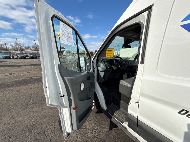 Used 2019 Ford Transit 250 - photo 15