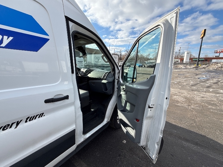 Used 2019 Ford Transit 250 - photo 19