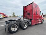 Used 2020 Freightliner Cascadia Detroit DD15AT Semi Truck with Sleeper Cab for sale #349992 - photo 7
