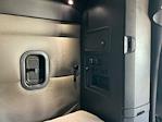 Used 2020 Freightliner Cascadia Detroit DD15AT Semi Truck with Sleeper Cab for sale #350018 - photo 18