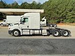 Used 2020 Freightliner Cascadia Detroit DD15AT Semi Truck with Sleeper Cab for sale #350018 - photo 4