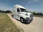 Used 2020 Freightliner Cascadia Detroit DD13 Semi Truck with Sleeper Cab for sale #350027 - photo 1